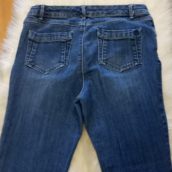 Gloria Vanderbilt Crop Jeans⦠- Picture 9 of 12